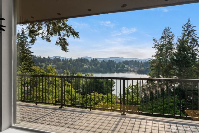 2511 Baymont Place, Bremerton, WA 98312