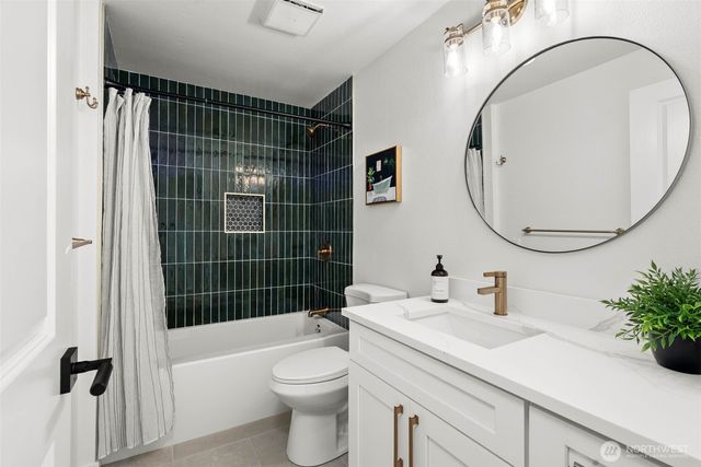 2511 Baymont Place, Bremerton, WA 98312