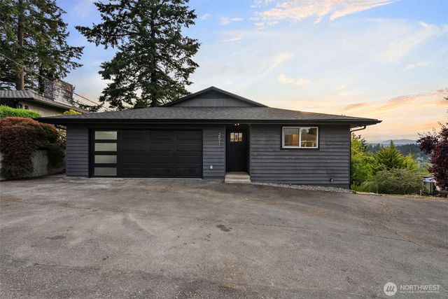 2511 Baymont Place, Bremerton, WA 98312