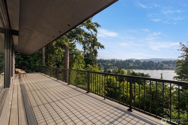 2511 Baymont Place, Bremerton, WA 98312