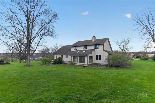 6841 Cross Country Road, Verona, WI 53593