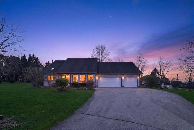 6841 Cross Country Road, Verona, WI 53593