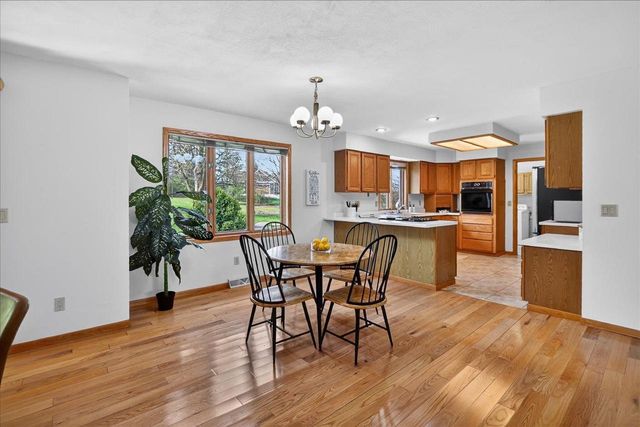 6841 Cross Country Road, Verona, WI 53593