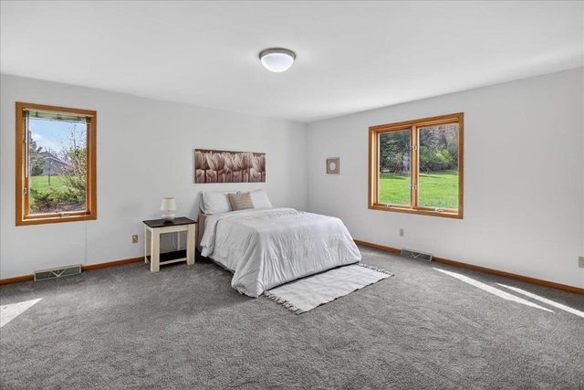 6841 Cross Country Road, Verona, WI 53593