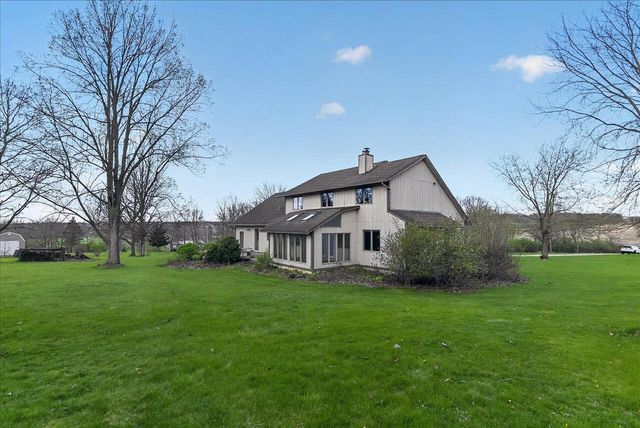 6841 Cross Country Road, Verona, WI 53593