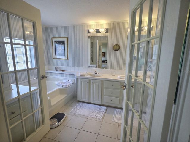 136 PINDO PALM STREET W, Largo, FL 33770