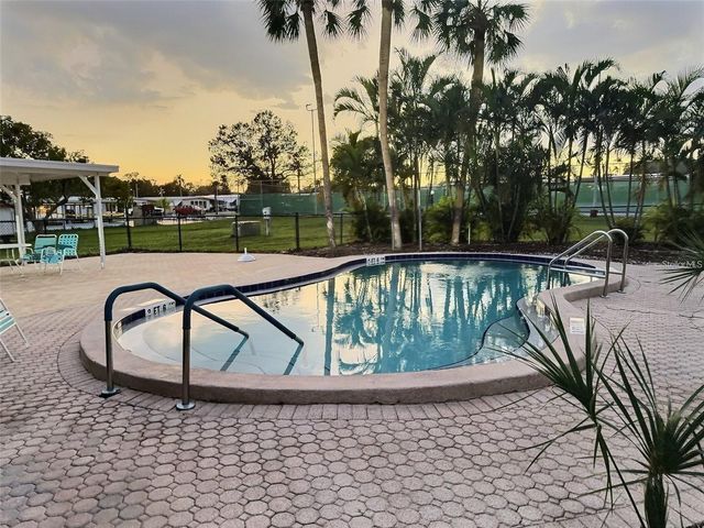 136 PINDO PALM STREET W, Largo, FL 33770