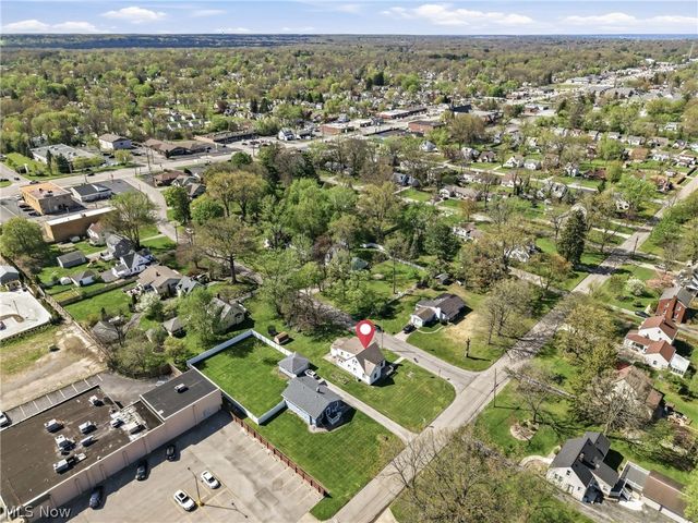 7202 Sheldon Avenue, Youngstown, OH 44512