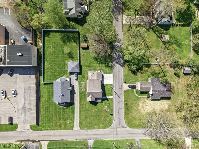 7202 Sheldon Avenue, Youngstown, OH 44512