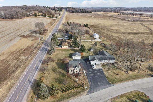 5528 Catfish Court, Waunakee, WI 53597