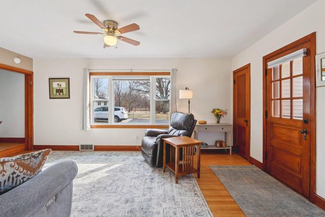 5528 Catfish Court, Waunakee, WI 53597