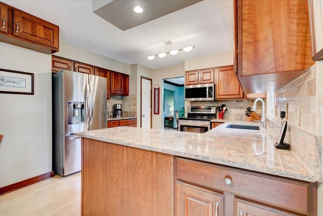 729 39th Street, West Des Moines, IA 50265