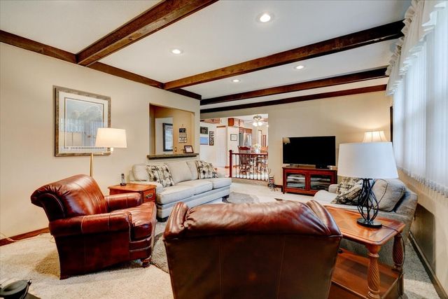 729 39th Street, West Des Moines, IA 50265