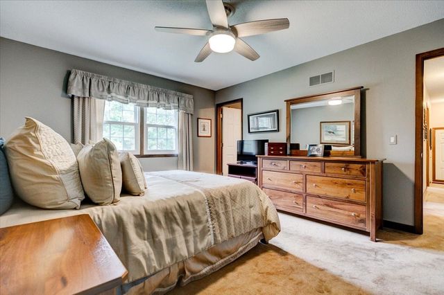 729 39th Street, West Des Moines, IA 50265