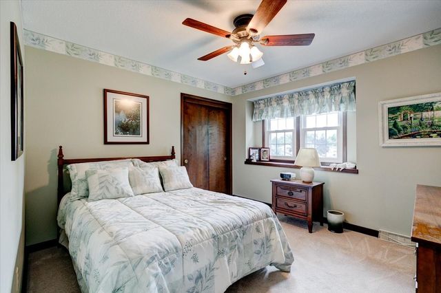 729 39th Street, West Des Moines, IA 50265