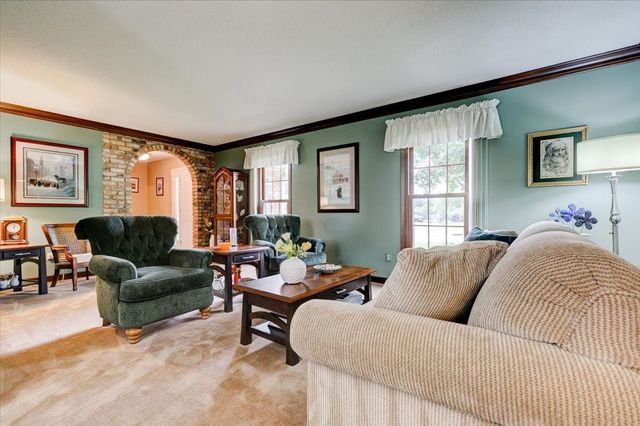 729 39th Street, West Des Moines, IA 50265