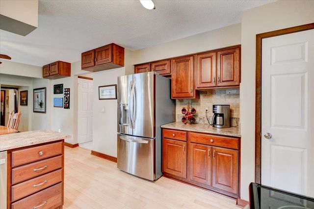 729 39th Street, West Des Moines, IA 50265