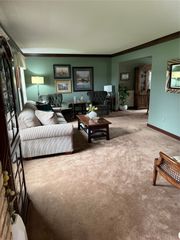 729 39th Street, West Des Moines, IA 50265