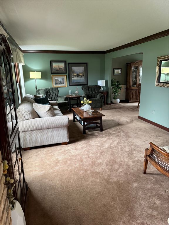 729 39th Street, West Des Moines, IA 50265