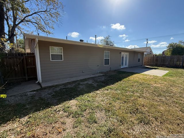 2627 Aiken, San Antonio, TX 78237