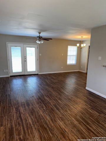 2627 Aiken, San Antonio, TX 78237