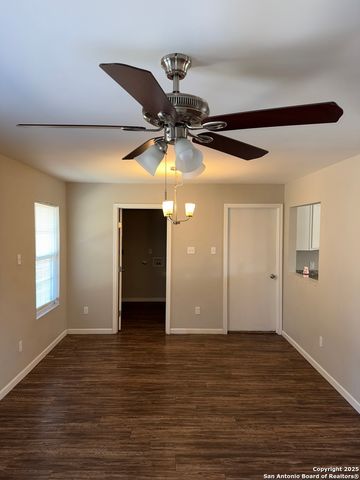 2627 Aiken, San Antonio, TX 78237