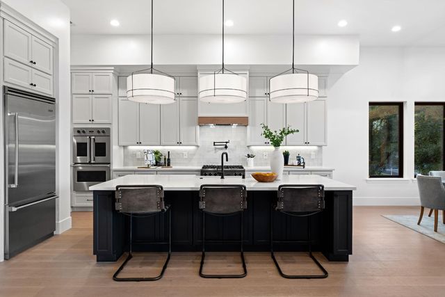 3920 Bankhead Rd, Loomis, CA 95650