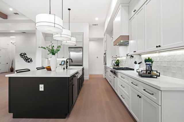 3920 Bankhead Rd, Loomis, CA 95650