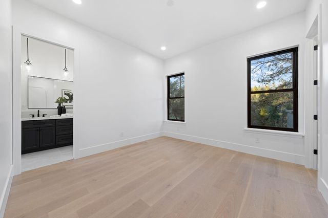 3920 Bankhead Rd, Loomis, CA 95650