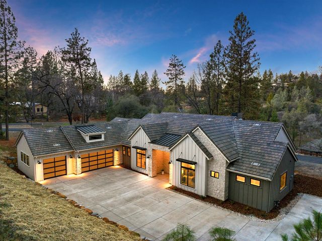 3920 Bankhead Rd, Loomis, CA 95650