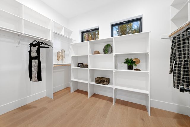 3920 Bankhead Rd, Loomis, CA 95650