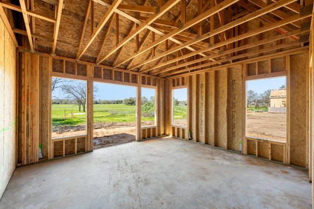 3920 Bankhead Rd, Loomis, CA 95650