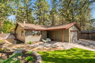 1940 SW Forest Ridge Avenue, Bend, OR 97702