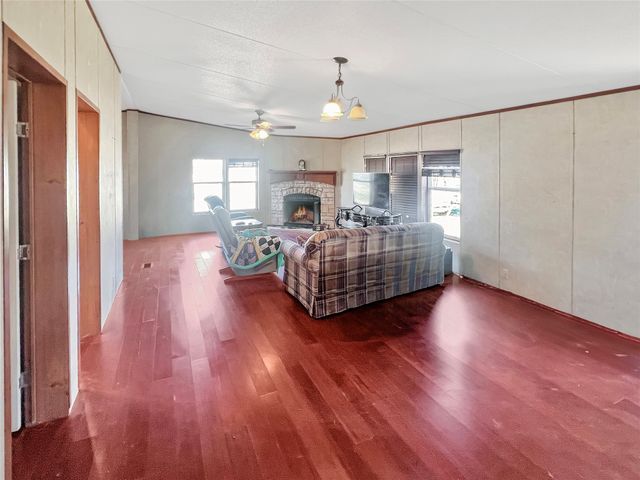 1100 Alford Street, Graham, TX 76450