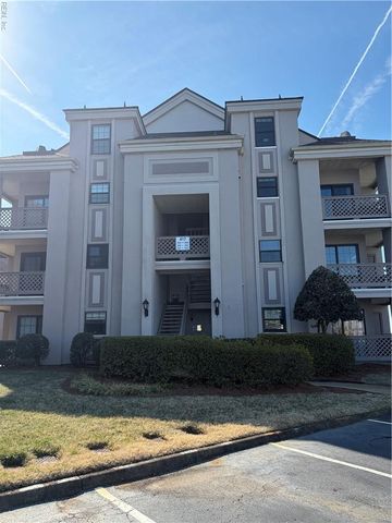 417 Harbour Pt Apt 202, Virginia Beach, VA 23451