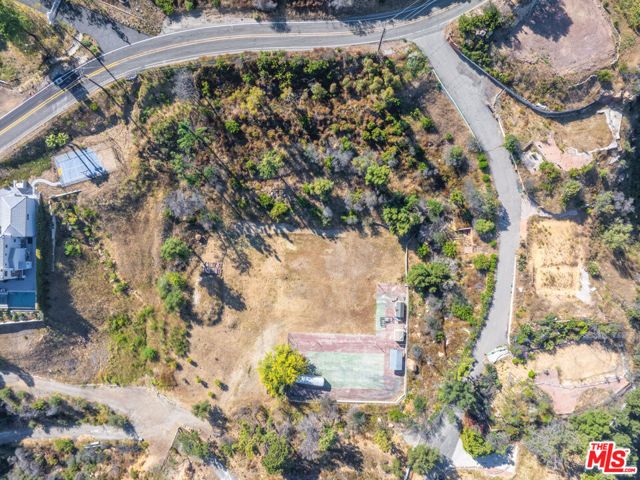 570 Schueren, Malibu, CA 90265