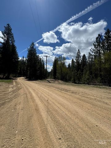 11 Golden Age Mine Rd, Idaho City, ID 83631