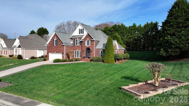 2696 Charleston Court, Claremont, NC 28610