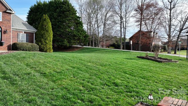 2696 Charleston Court, Claremont, NC 28610