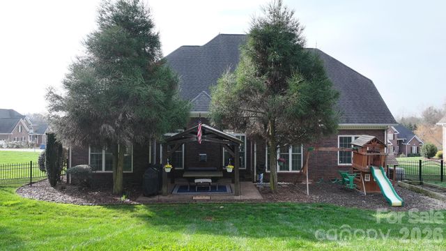 2696 Charleston Court, Claremont, NC 28610