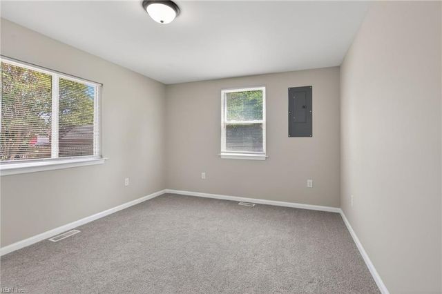 1803 Loudoun AVE, Portsmouth, VA 23707