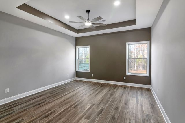 96 Mockingbird Ln, Paris, TN 38242