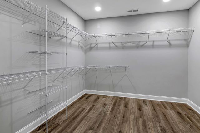 96 Mockingbird Ln, Paris, TN 38242