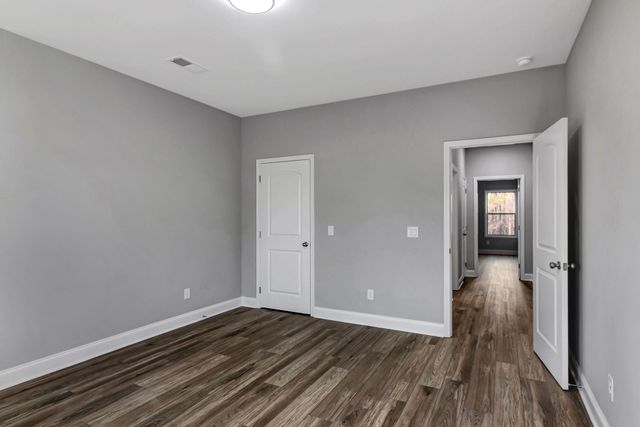 96 Mockingbird Ln, Paris, TN 38242