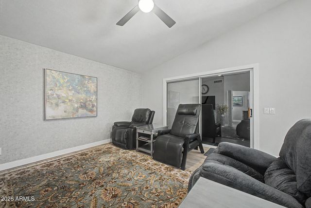 1813 E BUENA VISTA Drive, Chandler, AZ 85249