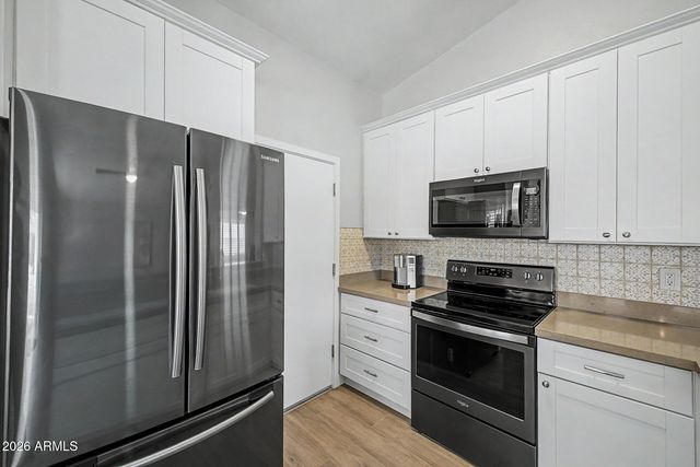 1813 E BUENA VISTA Drive, Chandler, AZ 85249