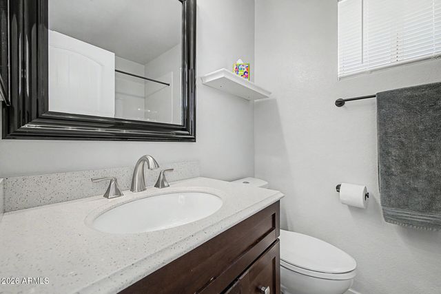 1813 E BUENA VISTA Drive, Chandler, AZ 85249