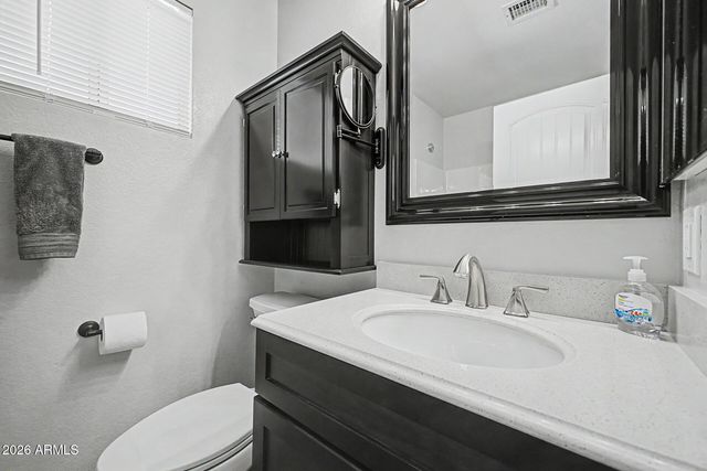 1813 E BUENA VISTA Drive, Chandler, AZ 85249