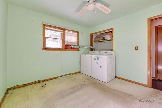 217 Dalton Avenue, Mundelein, IL 60060