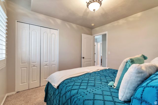 9044 S PINE LAUREL LN, West Jordan, UT 84081